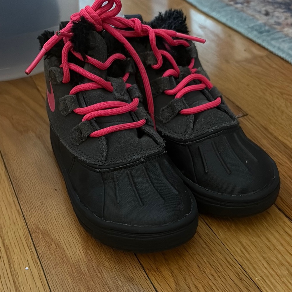 Little Girls Black and Pink Waterproof Nike Boots with Rugged Design